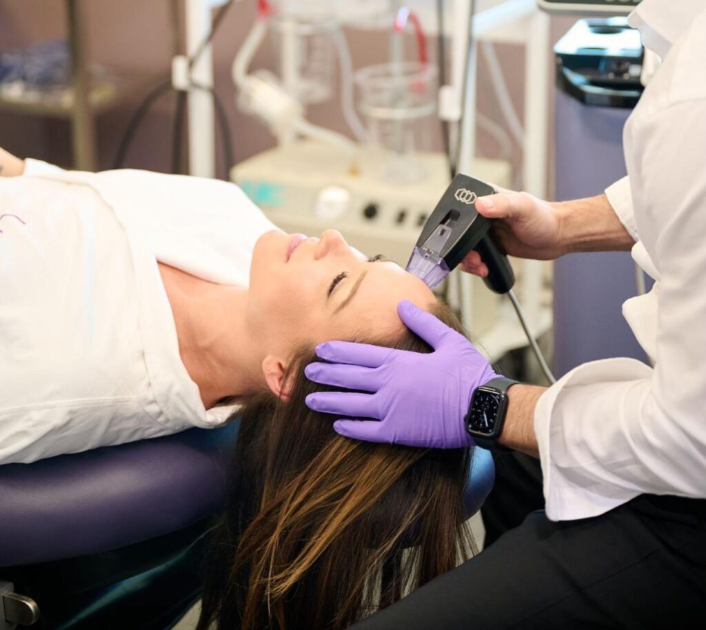 What Makes FaceTite Tighten Skin?
